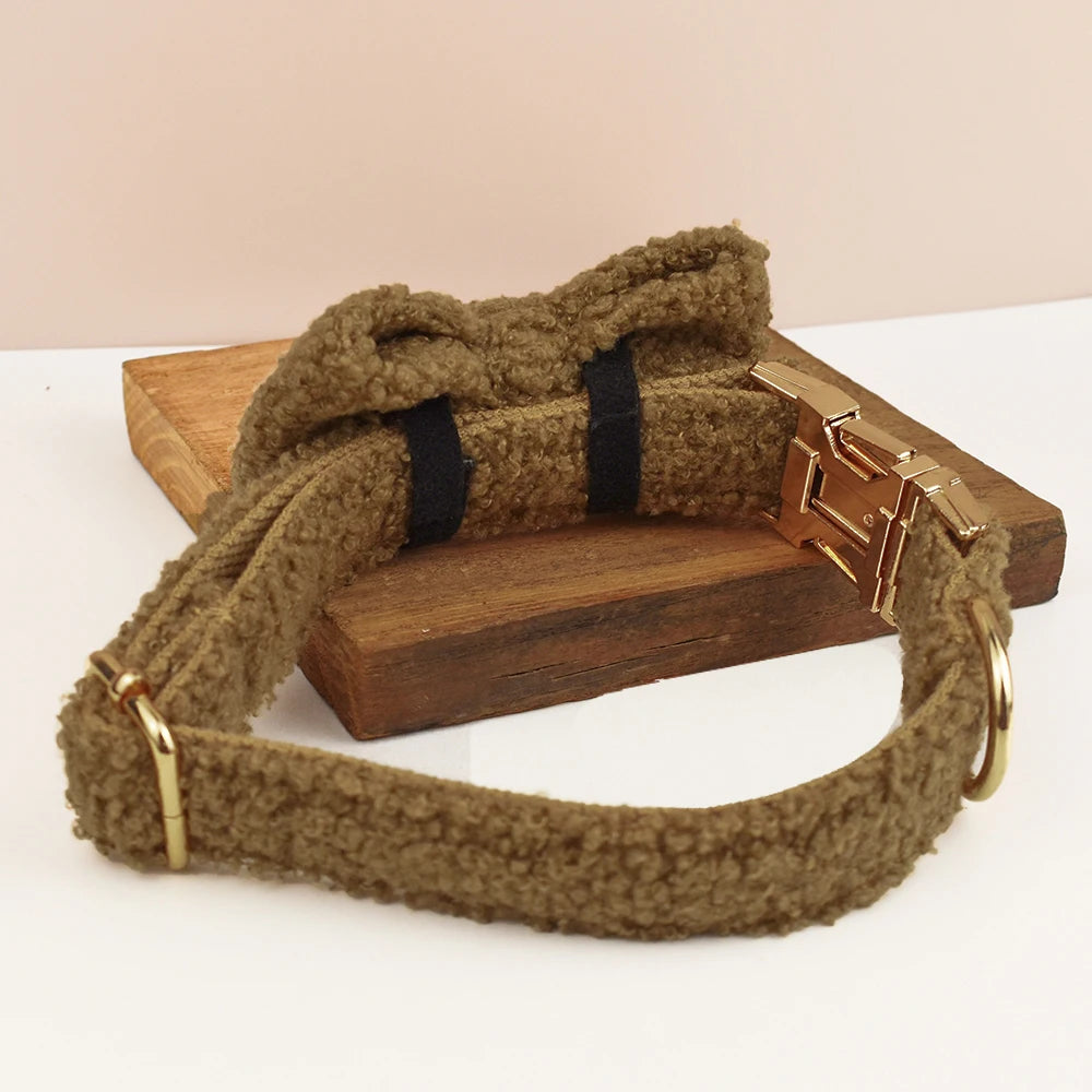 Handmade Lambskin Dog Collar – Woven Knit Necklace for Pets, Adjustable, Perfect for Autumn & Winter – Christmas Set for Teddy, Small & Medium Dogs